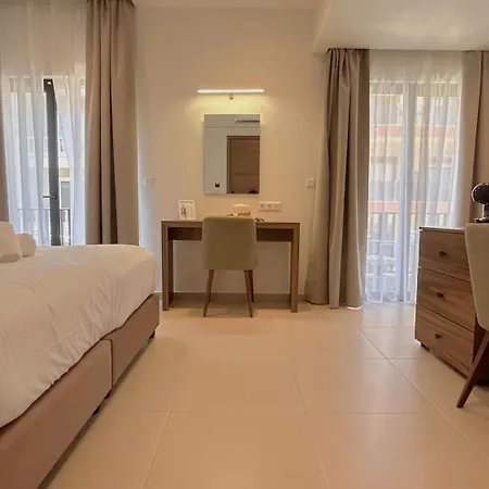 Elite Centre Szálloda 3*