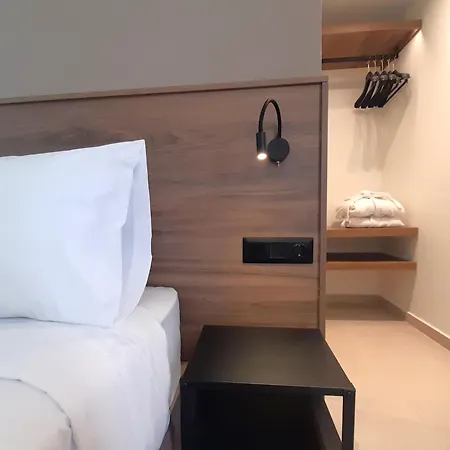 Elite Centre Hotel 3*